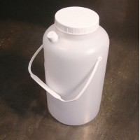 BOTTIGLIA DIURESI 24 ORE CON MANICO IN PLASTICA