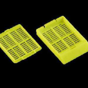 Tray for inclusions with separate lid